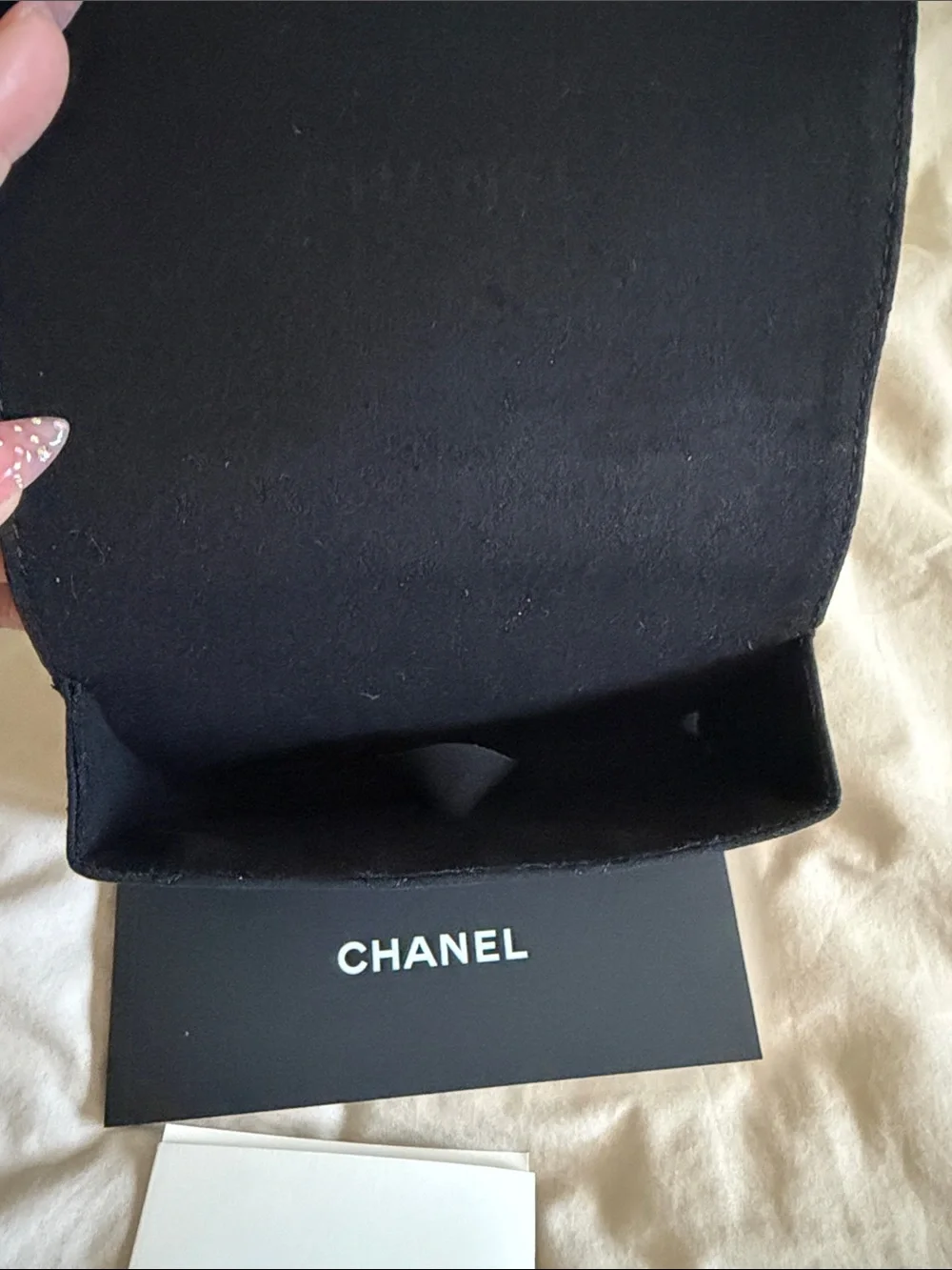 Chanel sunglasses Case with box and cleaning cloth